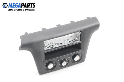 Panou aer condiționat for Mitsubishi Outlander I SUV (03.2001 - 12.2006)