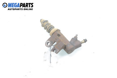 Clutch slave cylinder for Mazda Premacy Minivan (07.1999 - 03.2005)