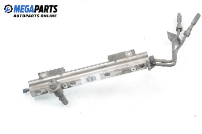 Fuel rail for Volvo V40 Estate (07.1995 - 06.2004) 1.8, 115 hp