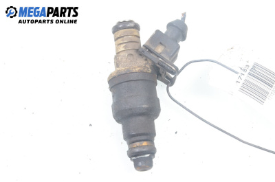 Gasoline fuel injector for Volkswagen Passat II Variant B3, B4 (02.1988 - 06.1997) 1.6, 101 hp, № 037906031