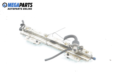 Fuel rail for Volvo S40 I Sedan (07.1995 - 06.2004) 2.0 T, 160 hp