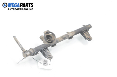 Fuel rail for Renault Symbol Sedan (02.1998 - 04.2008) 1.4, 75 hp