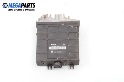 ECU for Volkswagen Golf III Hatchback (08.1991 - 07.1998) 1.4, 60 hp, № Bosch 0 261 200 750