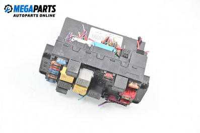 Fuse box for Mercedes-Benz C-Class Estate (S203) (03.2001 - 08.2007) C 270 CDI (203.216), 170 hp