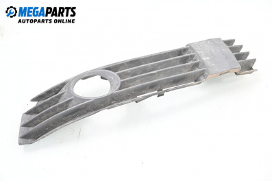 Nebelscheinwerfer abdeckung for Volkswagen Passat IV Variant B5.5 (09.2000 - 08.2005), combi, position: links, vorderseite