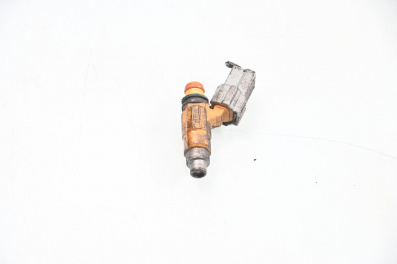 Gasoline fuel injector for Mitsubishi Galant VI Sedan (09.1996 - 10.2004) 2.0 (EA2A), 136 hp