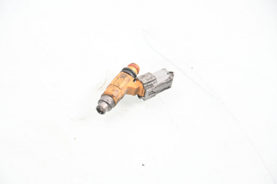 Gasoline fuel injector for Mitsubishi Galant VI Sedan (09.1996 - 10.2004) 2.0 (EA2A), 136 hp