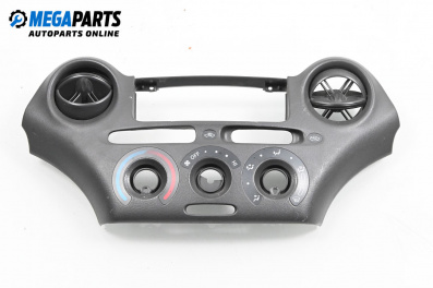 Central console for Toyota Yaris Hatchback I (01.1999 - 12.2005)