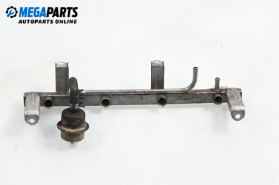 Fuel rail for Opel Vectra A Sedan (08.1988 - 11.1995) 2.0 i Catalyst, 116 hp