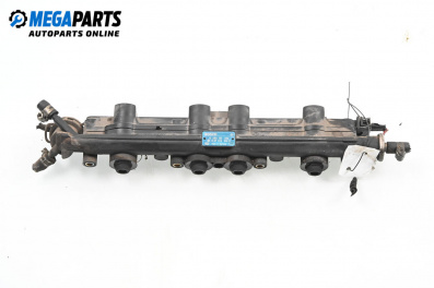 Fuel rail with injectors for Volkswagen Passat II Variant B3, B4 (02.1988 - 06.1997) 2.0, 115 hp, № Bosch 0 280 151 010