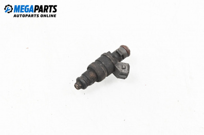 Gasoline fuel injector for Mercedes-Benz C-Class Sedan (W202) (03.1993 - 05.2000) C 200 (202.020), 136 hp