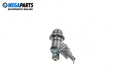 Gasoline fuel injector for Volkswagen Passat II Variant B3, B4 (02.1988 - 06.1997) 2.0, 115 hp