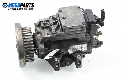 Diesel injection pump for Audi A4 Avant B6 (04.2001 - 12.2004) 2.5 TDI quattro, 180 hp, № 0 281 010 889