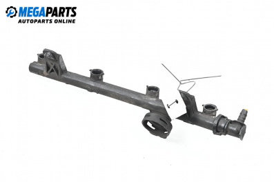 Fuel rail for Renault Symbol Sedan (02.1998 - 04.2008) 1.4, 75 hp