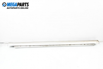 Side skirt for Toyota Avensis II Station Wagon (04.2003 - 11.2008), 5 doors, station wagon, position: right