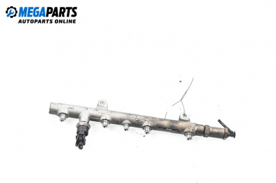 Rampă combustibil for Volvo V40 Estate (07.1995 - 06.2004) 1.9 DI, 115 hp