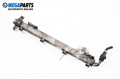 Rampă combustibil for Saab 900 II Hatchback (07.1993 - 02.1998) 2.0 i, 133 hp