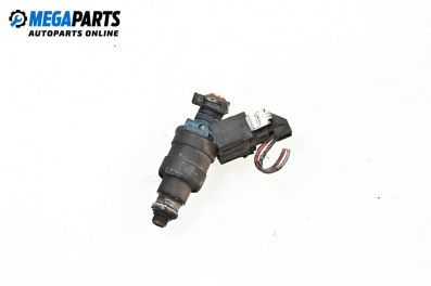 Gasoline fuel injector for Volkswagen Polo Variant (04.1997 - 09.2001) 1.6, 101 hp