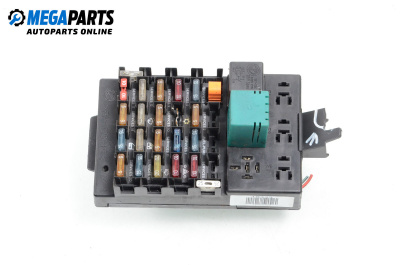 Fuse box for Lancia Kappa Sedan (08.1994 - 10.2001) 2.4 T.DS (838AE1AA, 838AH1AA), 124 hp