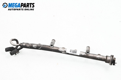 Rampă combustibil for Volkswagen Passat II Variant B3, B4 (02.1988 - 06.1997) 2.0, 115 hp