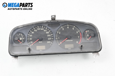 Instrument cluster for Toyota Avensis I Sedan (09.1997 - 02.2003) 1.6 (AT220), 101 hp