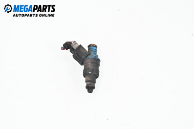 Gasoline fuel injector for Volkswagen Golf III Variant (07.1993 - 04.1999) 1.6, 101 hp