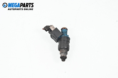 Gasoline fuel injector for Volkswagen Golf III Variant (07.1993 - 04.1999) 1.6, 101 hp