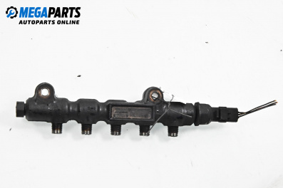 Fuel rail for Peugeot 407 Sedan (02.2004 - 12.2011) 1.6 HDi 110, 109 hp