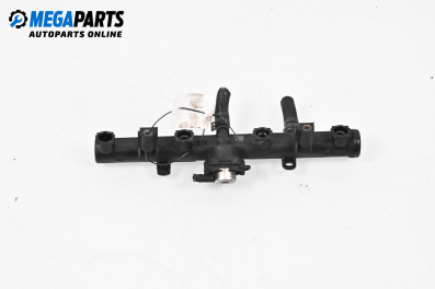 Fuel rail for Volkswagen Polo Hatchback III (10.1999 - 10.2001) 1.4, 54 hp