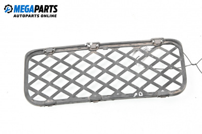 Gitter im stoßstange for Volkswagen Touareg SUV I (10.2002 - 01.2013), suv, position: vorderseite