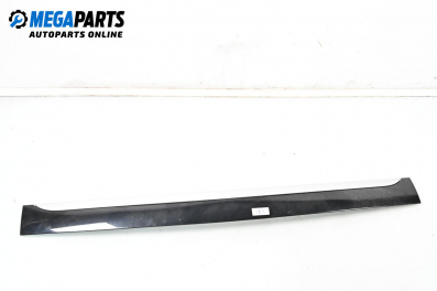 Material profilat portbagaj for Porsche Cayenne SUV I (09.2002 - 09.2010), suv, position: din spate