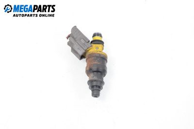 Gasoline fuel injector for Toyota Avensis I Sedan (09.1997 - 02.2003) 1.6 (AT220), 101 hp