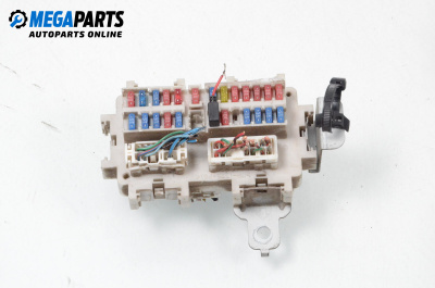 Sicherungskasten for Infiniti FX SUV (01.2003 - 12.2008) 35 на всичките колела, 280 hp