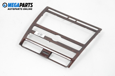 Zentralkonsole for Volkswagen Phaeton Sedan (04.2002 - 03.2016)