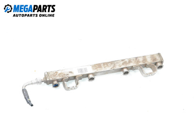 Fuel rail for Ford Mondeo IV Sedan (03.2007 - 01.2015) 2.0, 145 hp