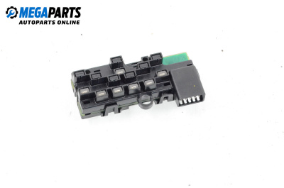 Fuse box for Volkswagen Passat V Variant B6 (08.2005 - 11.2011) 2.0 TDI 16V, 140 hp