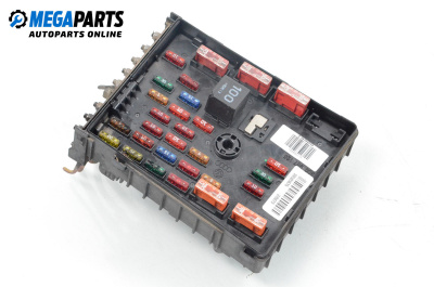 Tablou cu siguranțe for Volkswagen Passat V Variant B6 (08.2005 - 11.2011) 2.0 TDI 16V, 140 hp