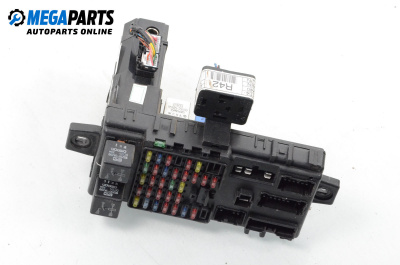 Fuse box for Hyundai Santa Fe I SUV (11.2000 - 03.2006) 2.0 CRDi, 113 hp