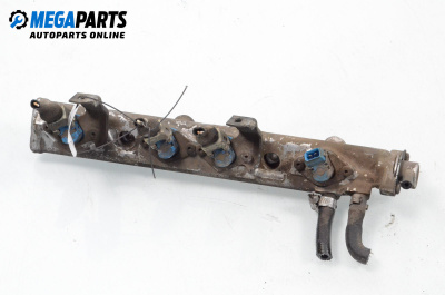 Rampă combustibil for Renault Laguna I Hatchback (11.1993 - 08.2002) 2.0 (B56C/H/N), 113 hp