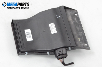 Fantă de aer încălzire for Audi A8 Sedan 4E (10.2002 - 07.2010), № 4E0819013