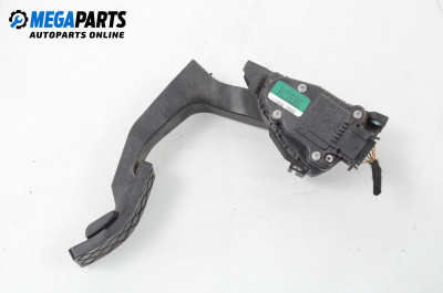 Potențiometru clapetă de accelerație for Audi A8 Sedan 4E (10.2002 - 07.2010), № 4E1 723 523