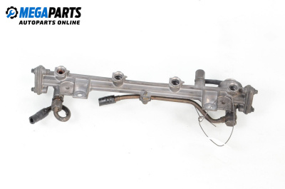 Fuel rail for Mercedes-Benz CLK-Class Coupe (C208) (06.1997 - 09.2002) 200 (208.335), 136 hp