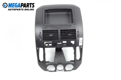 Consola centrală for Volkswagen Polo Hatchback V (01.2005 - 12.2009)