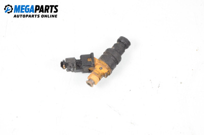 Gasoline fuel injector for Kia Sephia Hatchback (01.1995 - 10.1997) 1.5 i, 80 hp