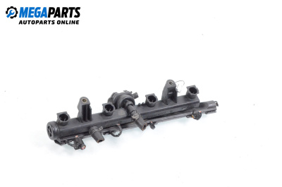 Fuel rail for Seat Ibiza II Hatchback (Facelift) (08.1999 - 02.2002) 1.4, 60 hp