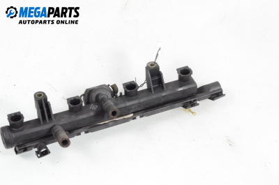 Rampă combustibil for Seat Ibiza II Hatchback (Facelift) (08.1999 - 02.2002) 1.4, 60 hp