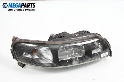 Headlight for Volvo S60 I Sedan (07.2000 - 04.2010), sedan, position: right