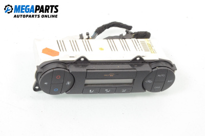 Panou aer condiționat for Ford Mondeo III Sedan (10.2000 - 03.2007)