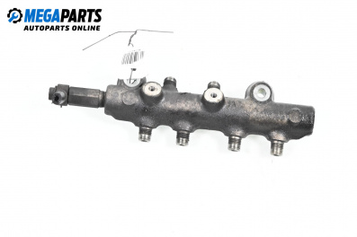 Fuel rail for Mazda 5 Minivan I (02.2005 - 12.2010) 2.0 CD, 143 hp