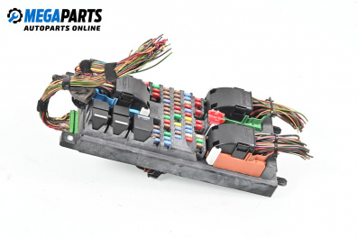 Fuse box for Land Rover Discovery III SUV (07.2004 - 09.2009) 2.7 TD 4x4, 190 hp